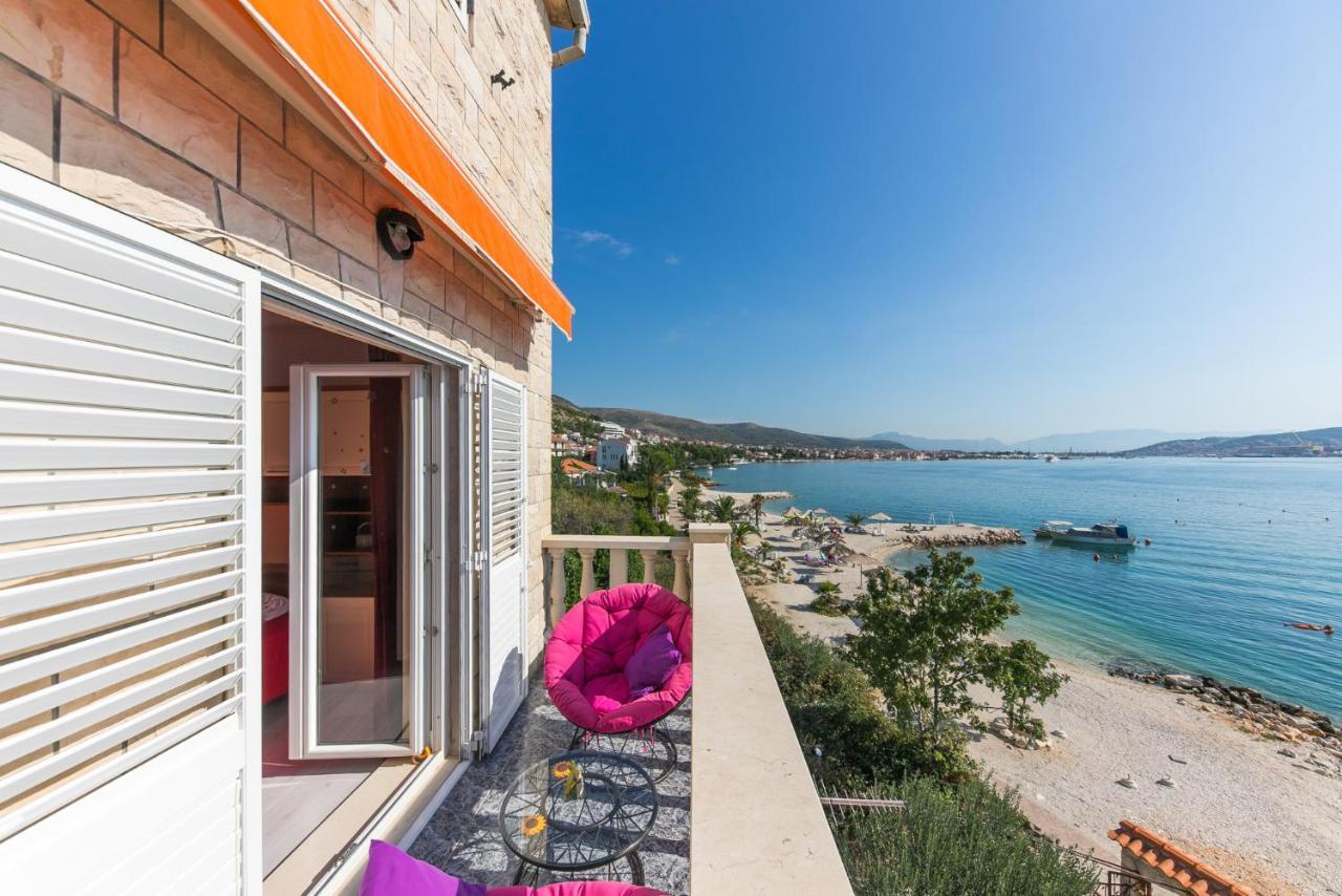Two-Bedroom Apartment with Balcony and Sea View