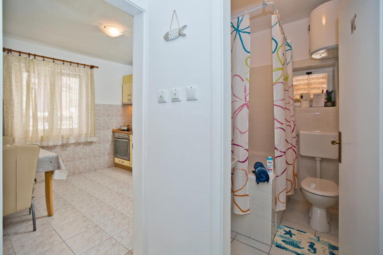 One-Bedroom Apartment,1099232310:JPEG