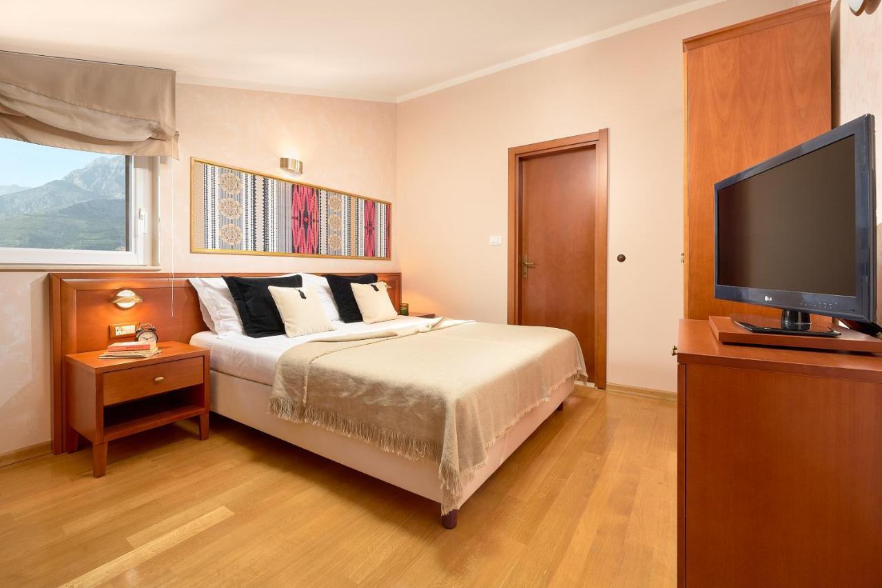 Duplex Suite with Balcony and Sea View,1284434443:JPEG