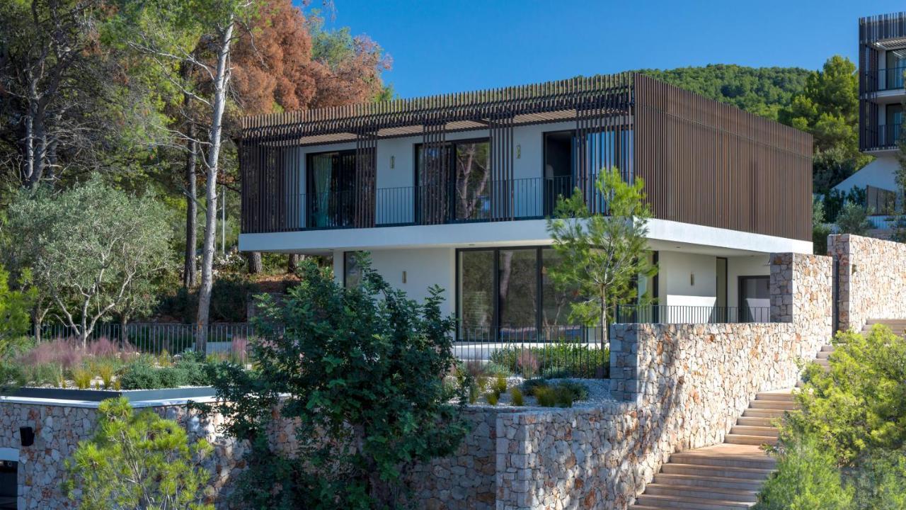 Villa mit 4 Schlafzimmern und Meerblick