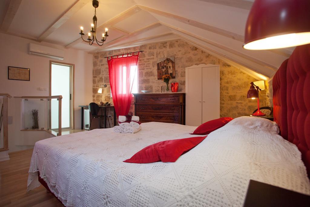 Junior Suite with Garden View