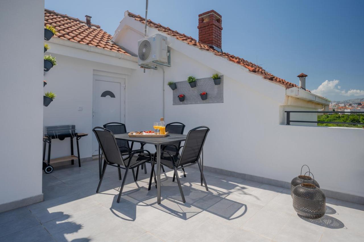 Apartment Terrace