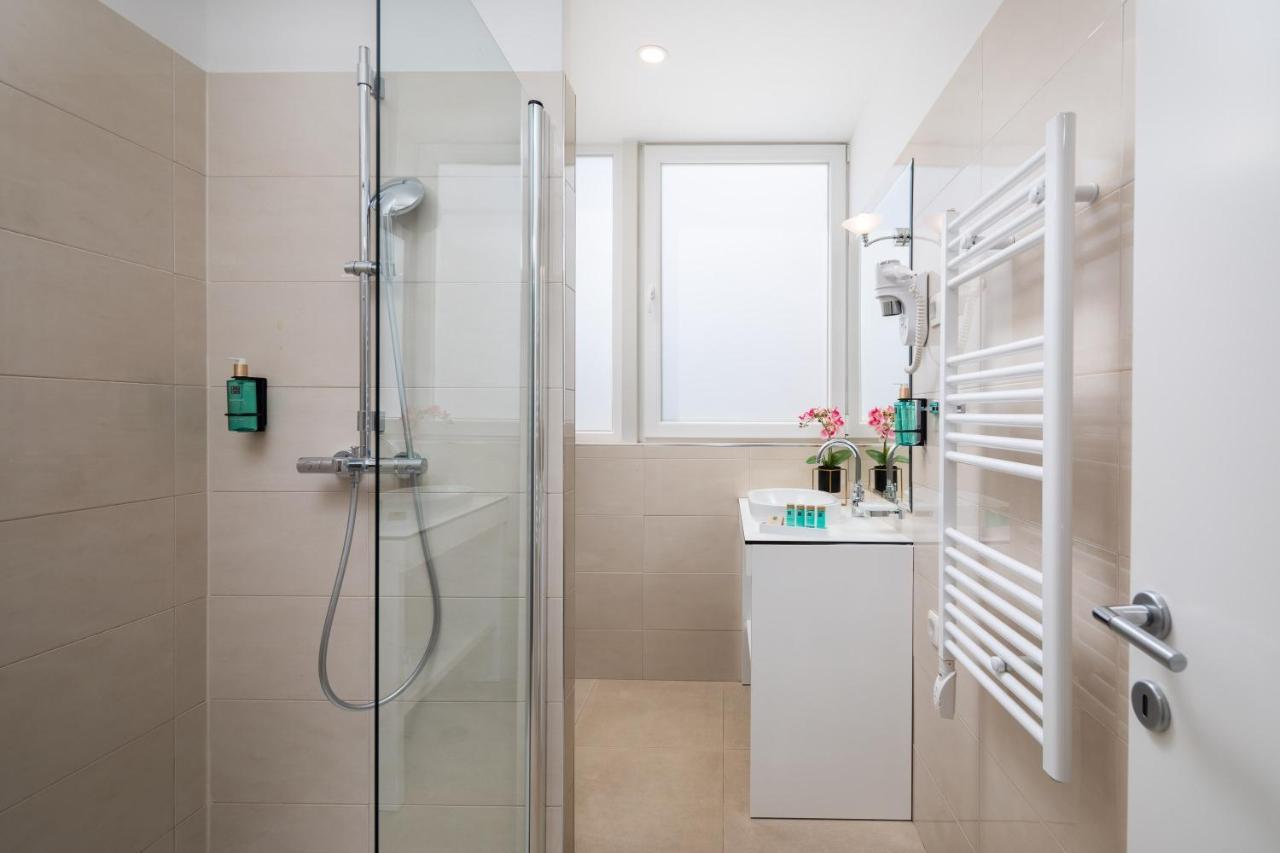 Double or Twin Standard Room City View