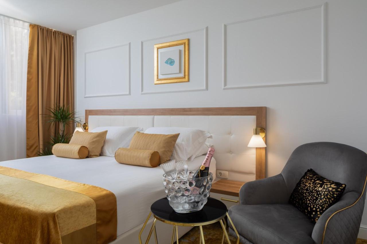 Comfort Double or Twin Room City View