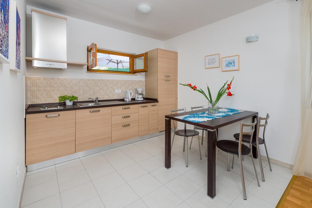 One-Bedroom Apartment Terrace