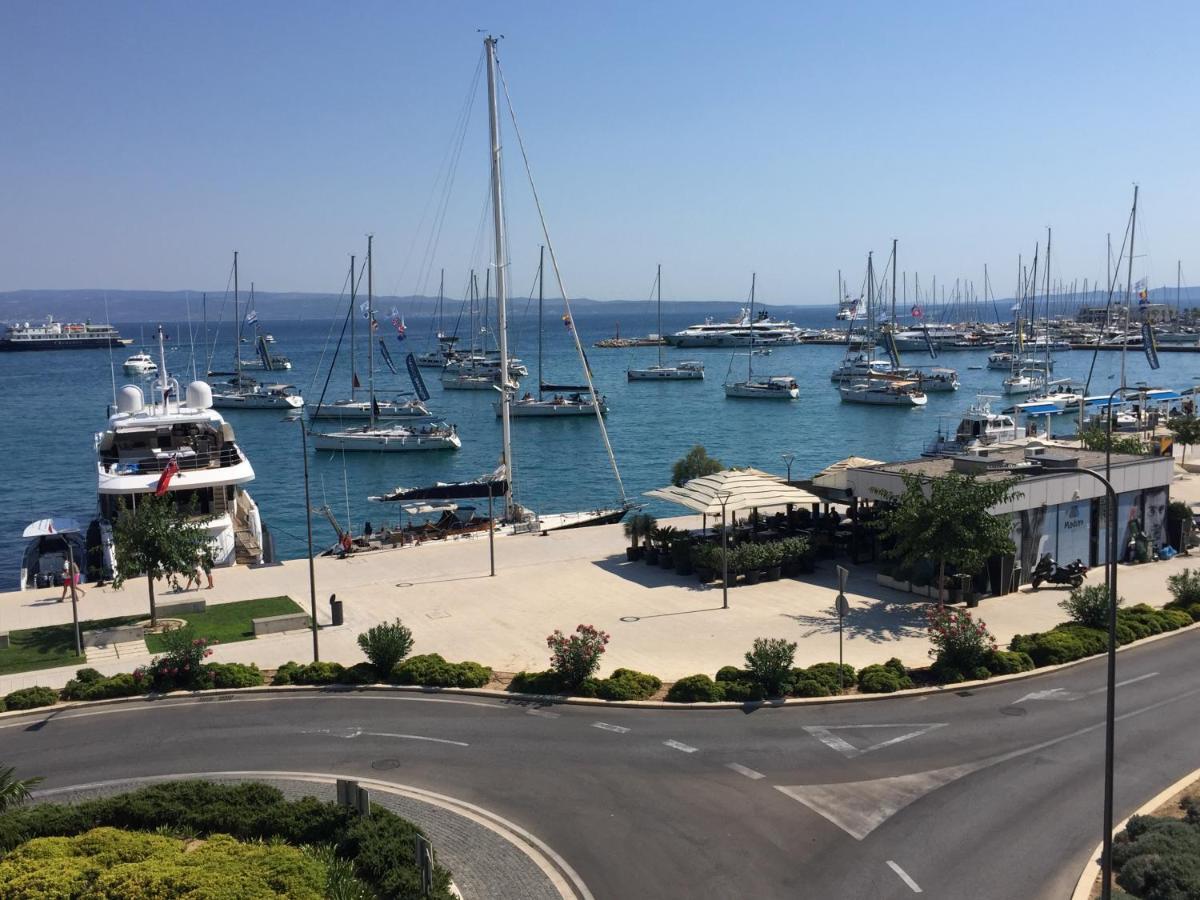 Two-Bedroom Apartment Sea View