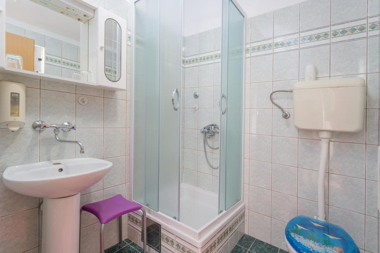 Studio with Balcony and Sea View,1585507194:JPEG