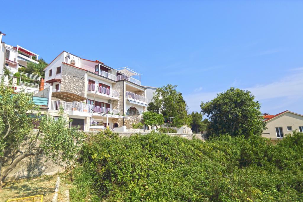 Apartamento com Vista do Mar