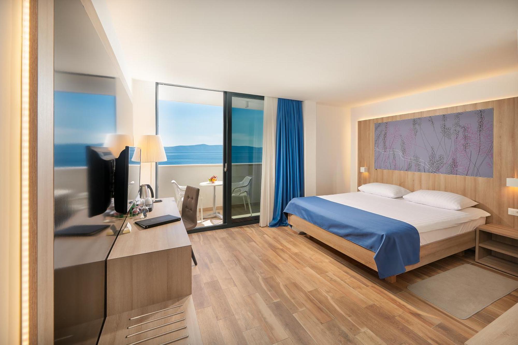 Superior Doppelzimmer mit Balkon und Meerblick