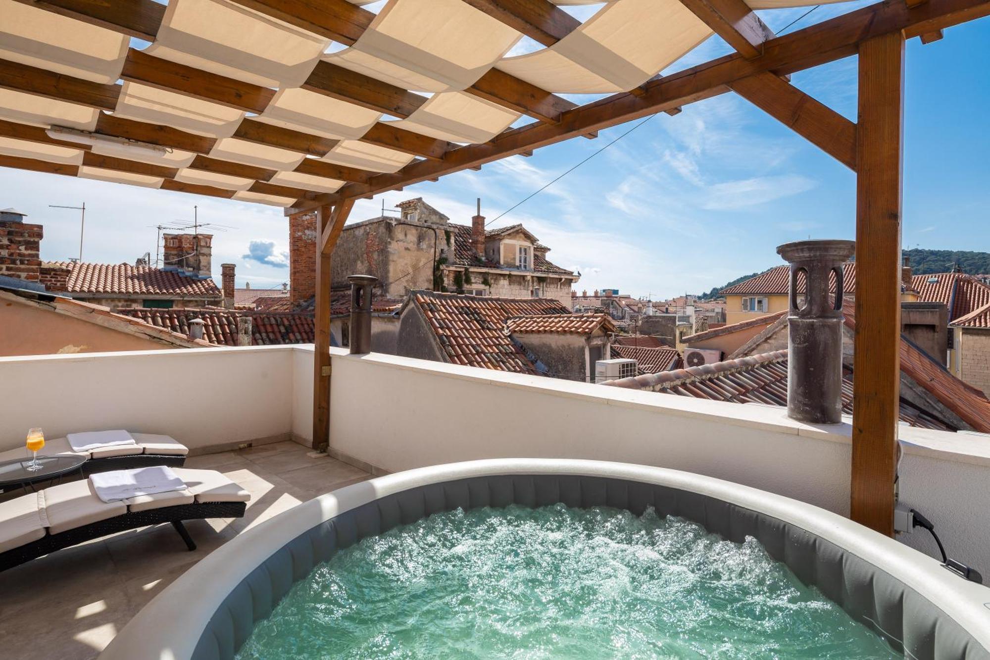 Deluxe Double Room Balcony