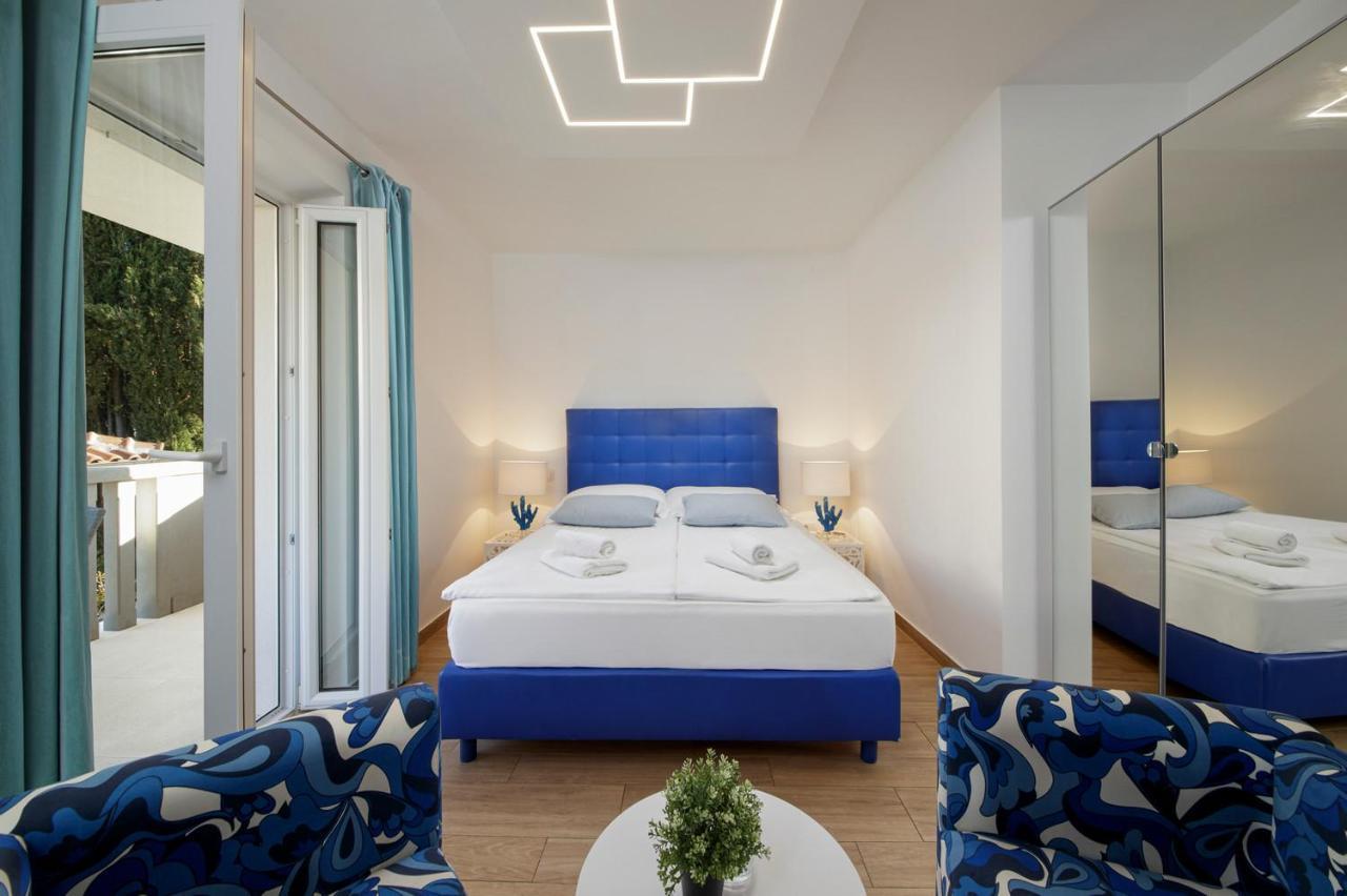 Luxury Double Room Terrace Pool view