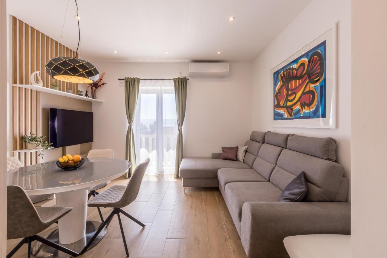 Superior Apartment,1381753130:JPEG