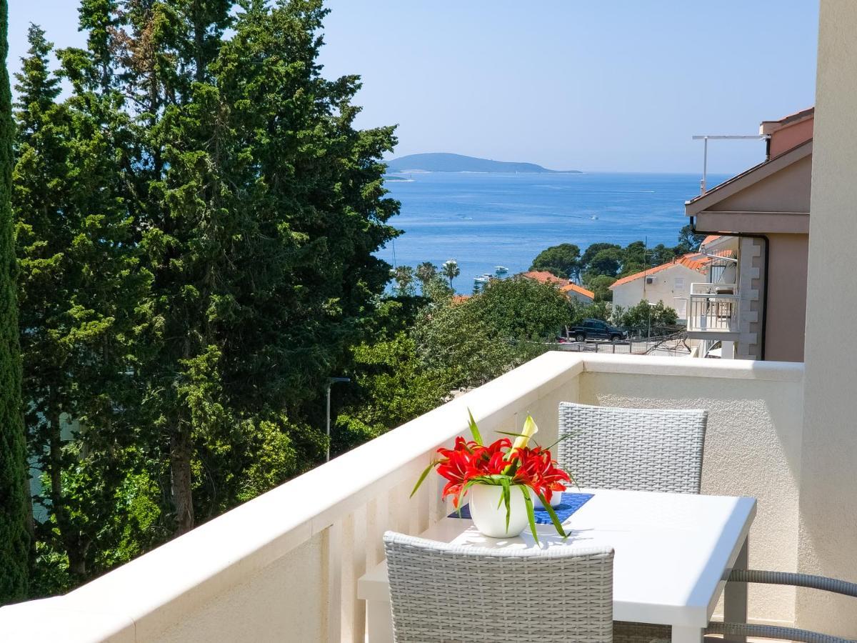 Apartment with Sea View,825112967:JPEG
