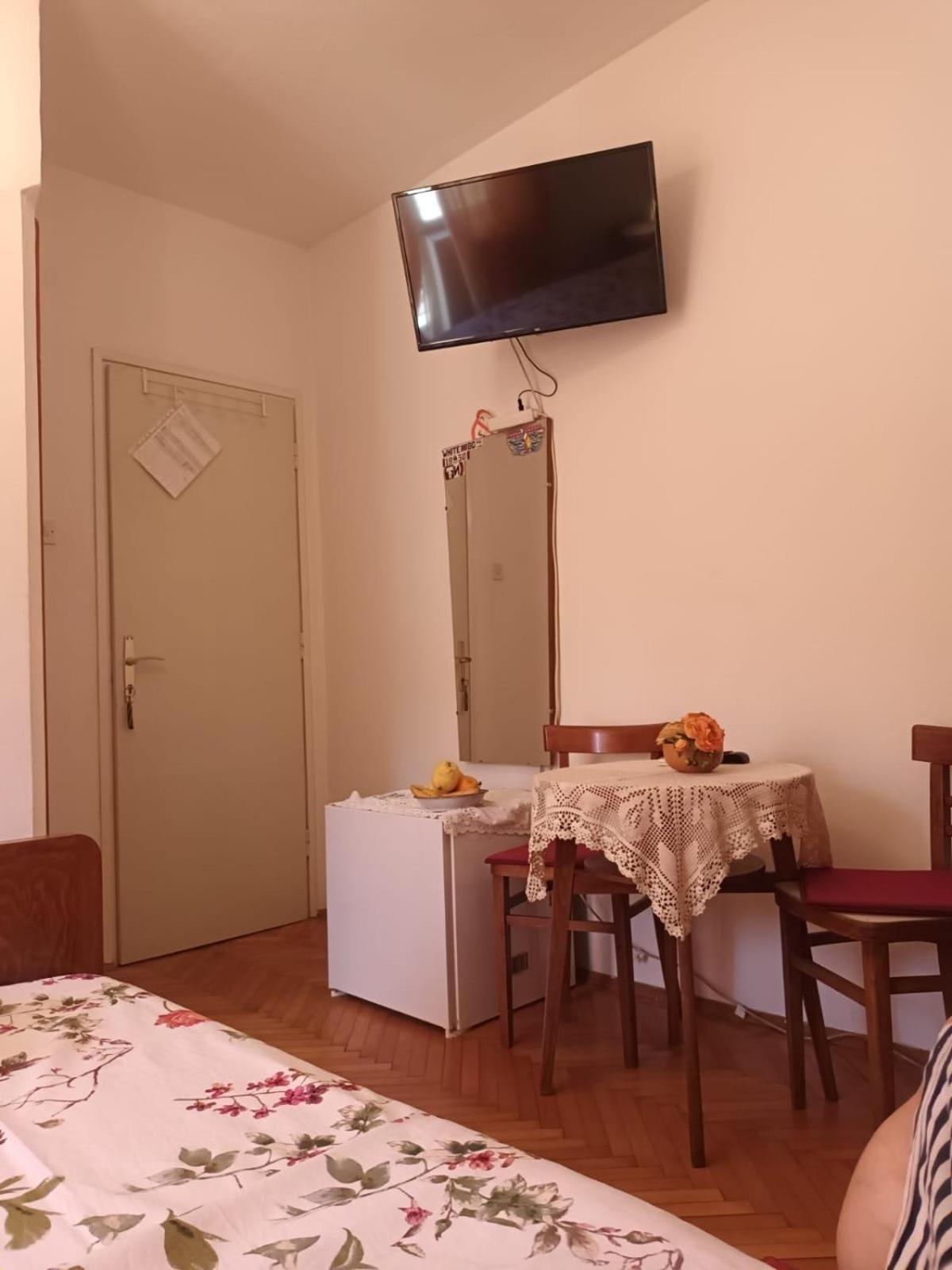 Doppelzimmer mit Balkon