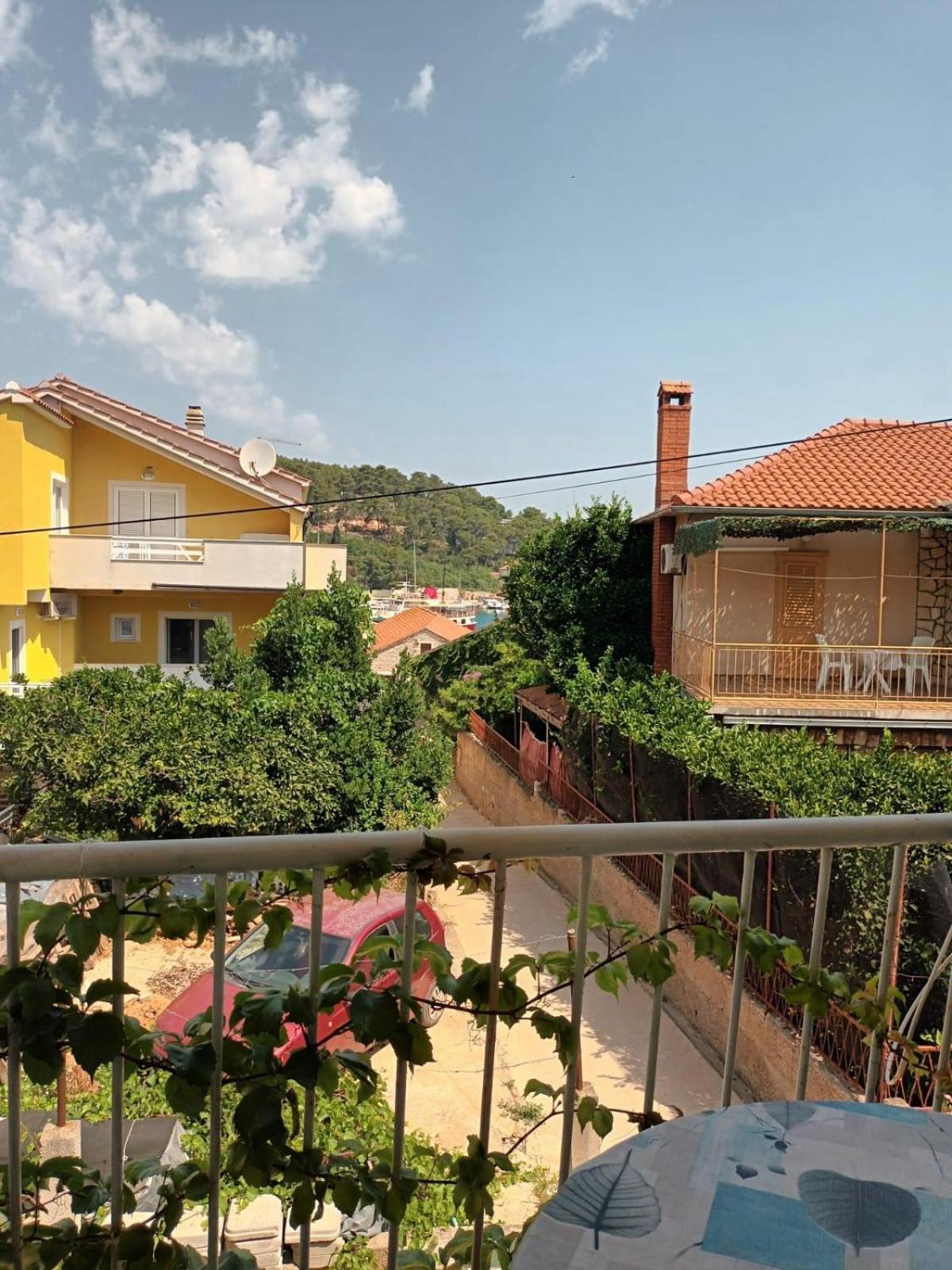 Studio mit Balkon