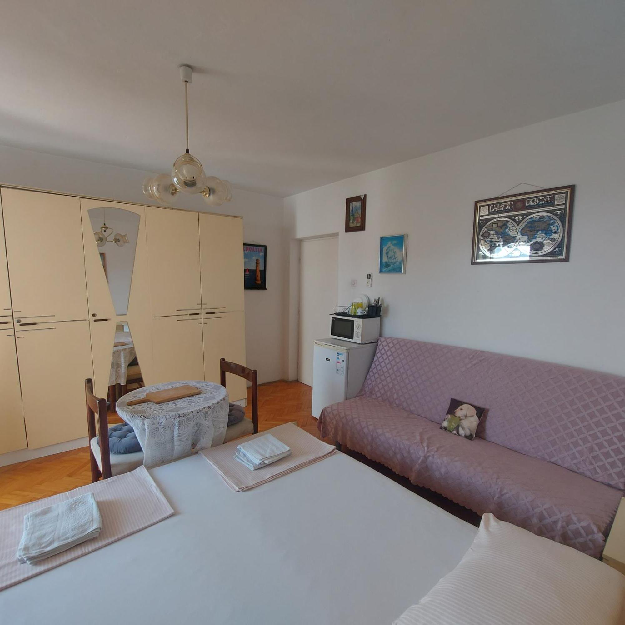 Standard Triple Room Shower Shared Kitchen