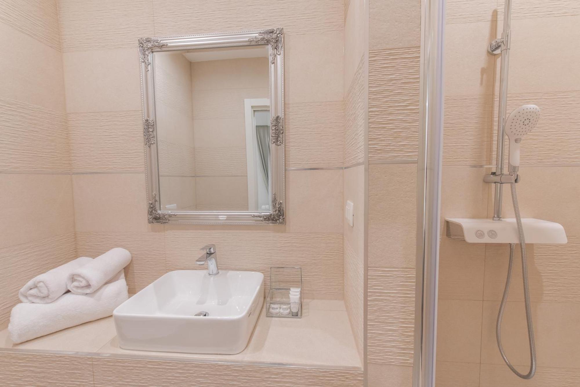Chambre Deluxe Double ou Lits Jumeaux