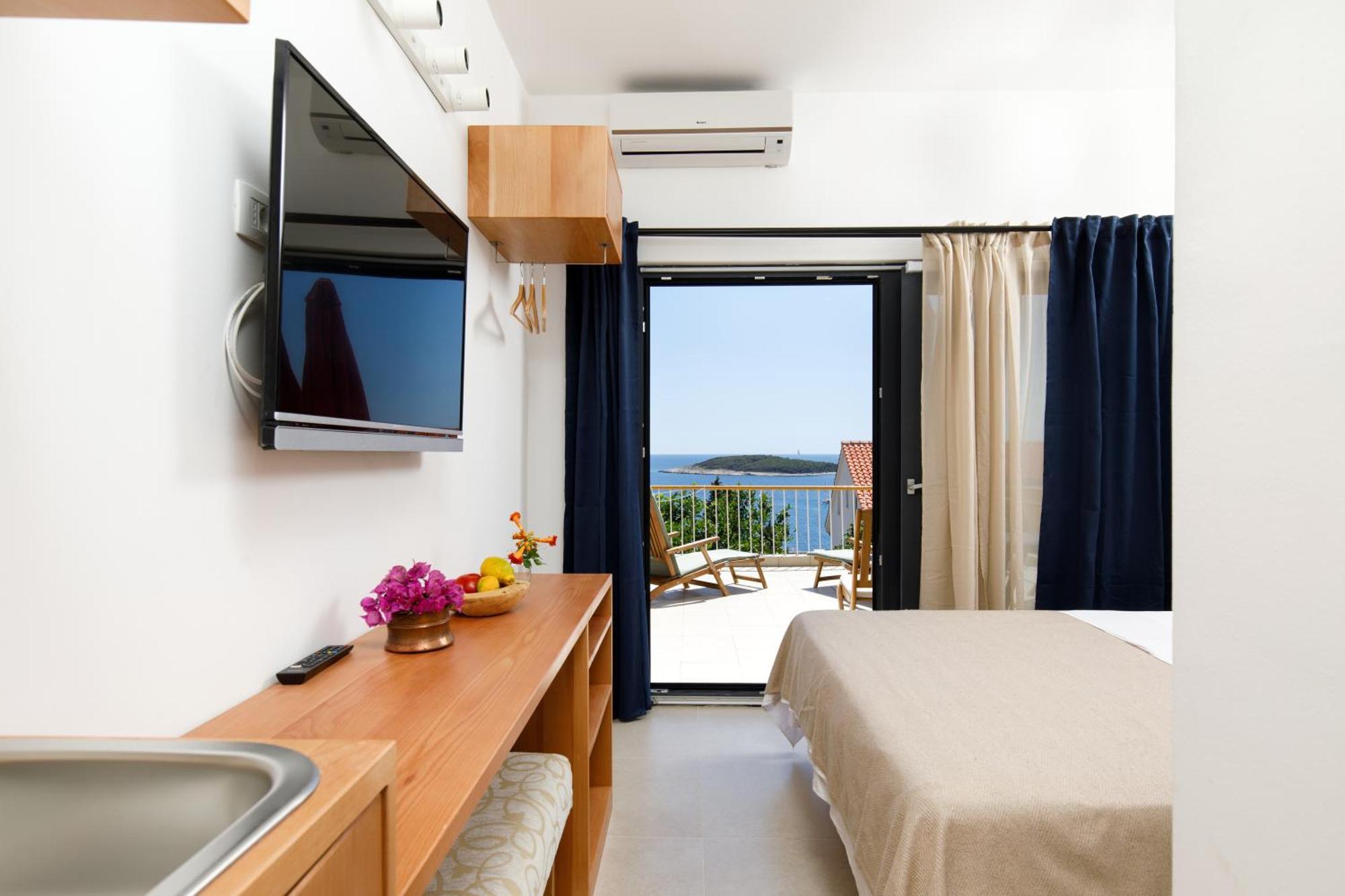 Quarto Duplo Deluxe com Terraço e Vista do Mar