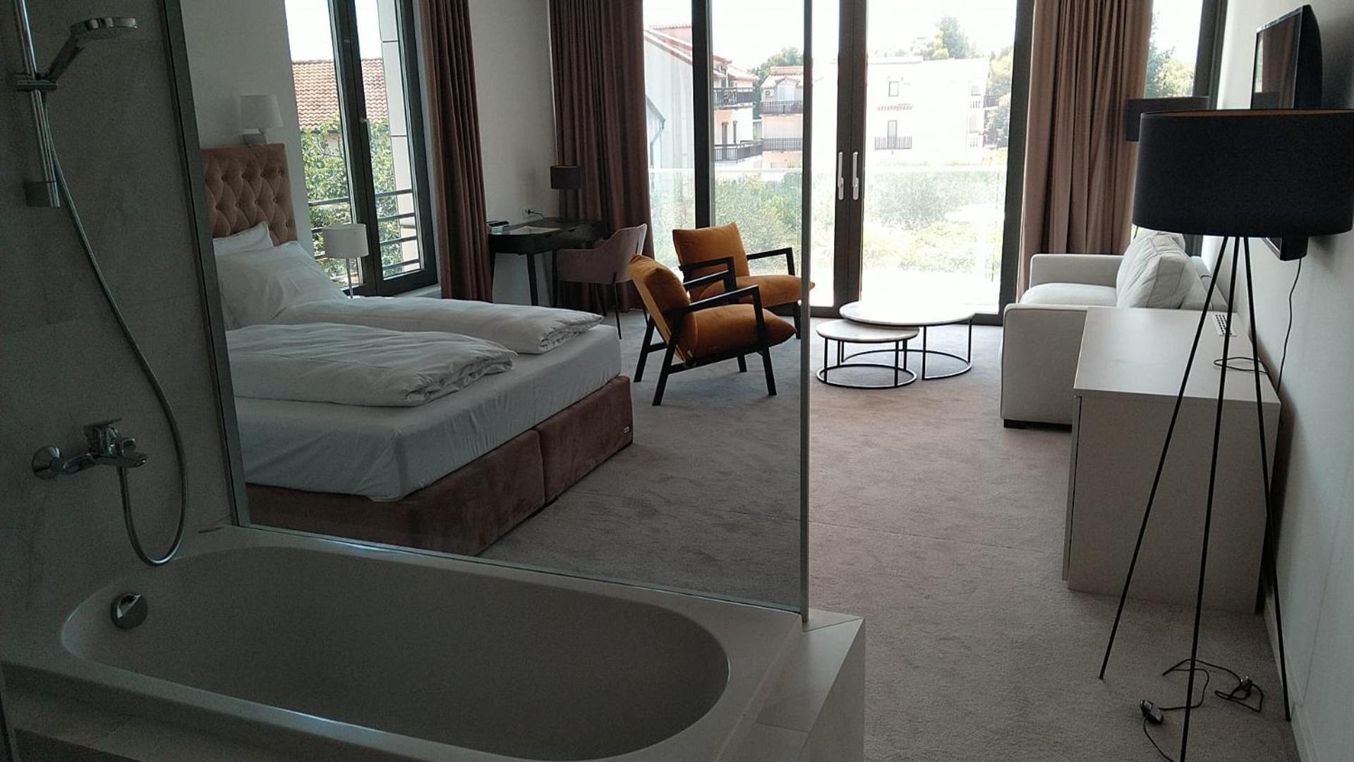 Deluxe Double Room Extra Bed