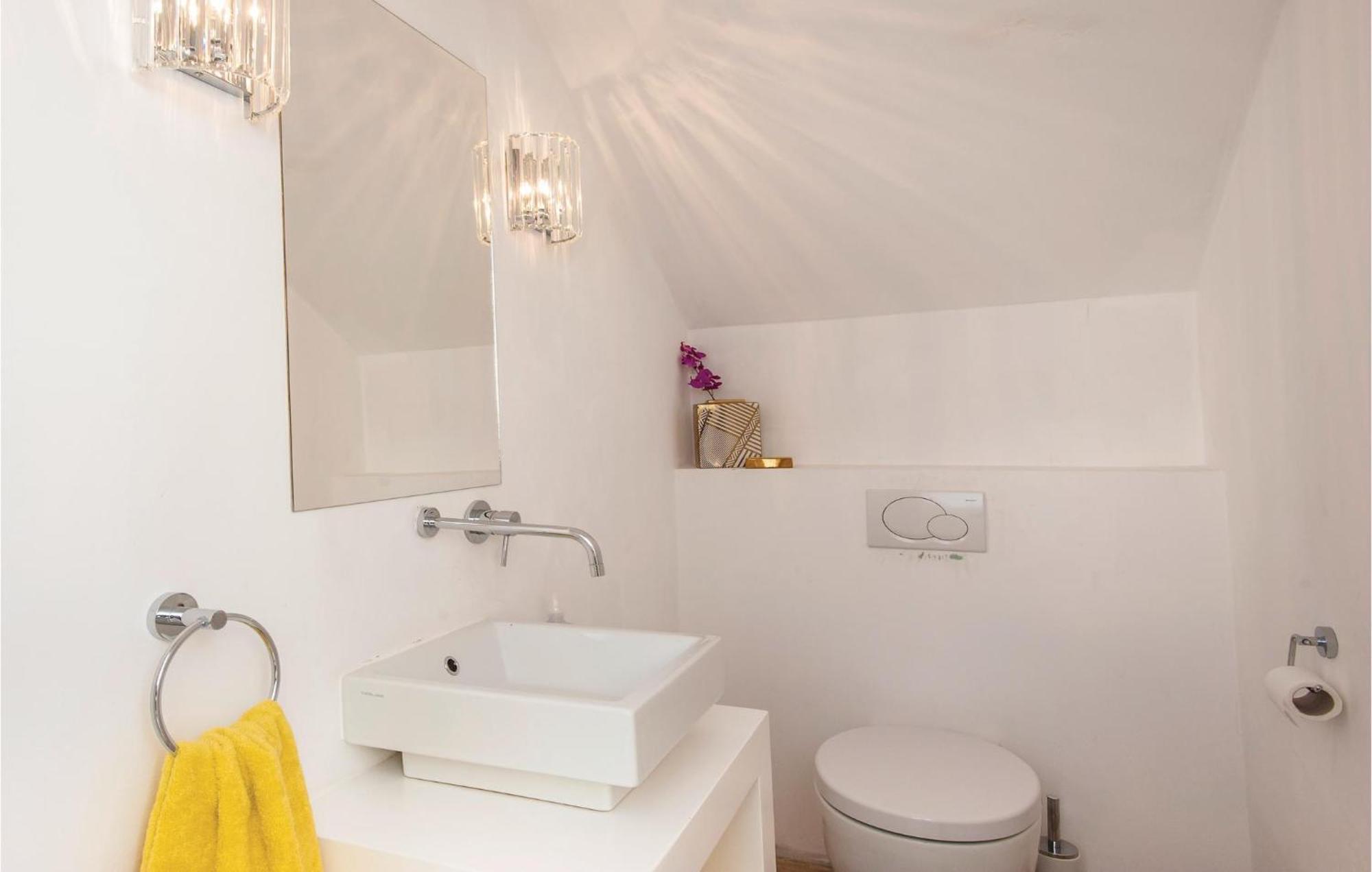 Four-Bedroom Holiday Home,1622110497:JPEG