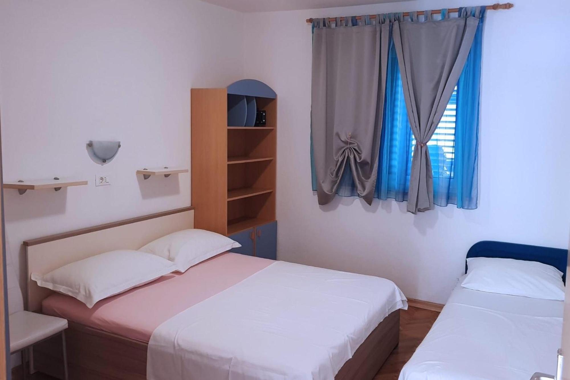 One-Bedroom Apartment with Terrace,1743006767:JPEG