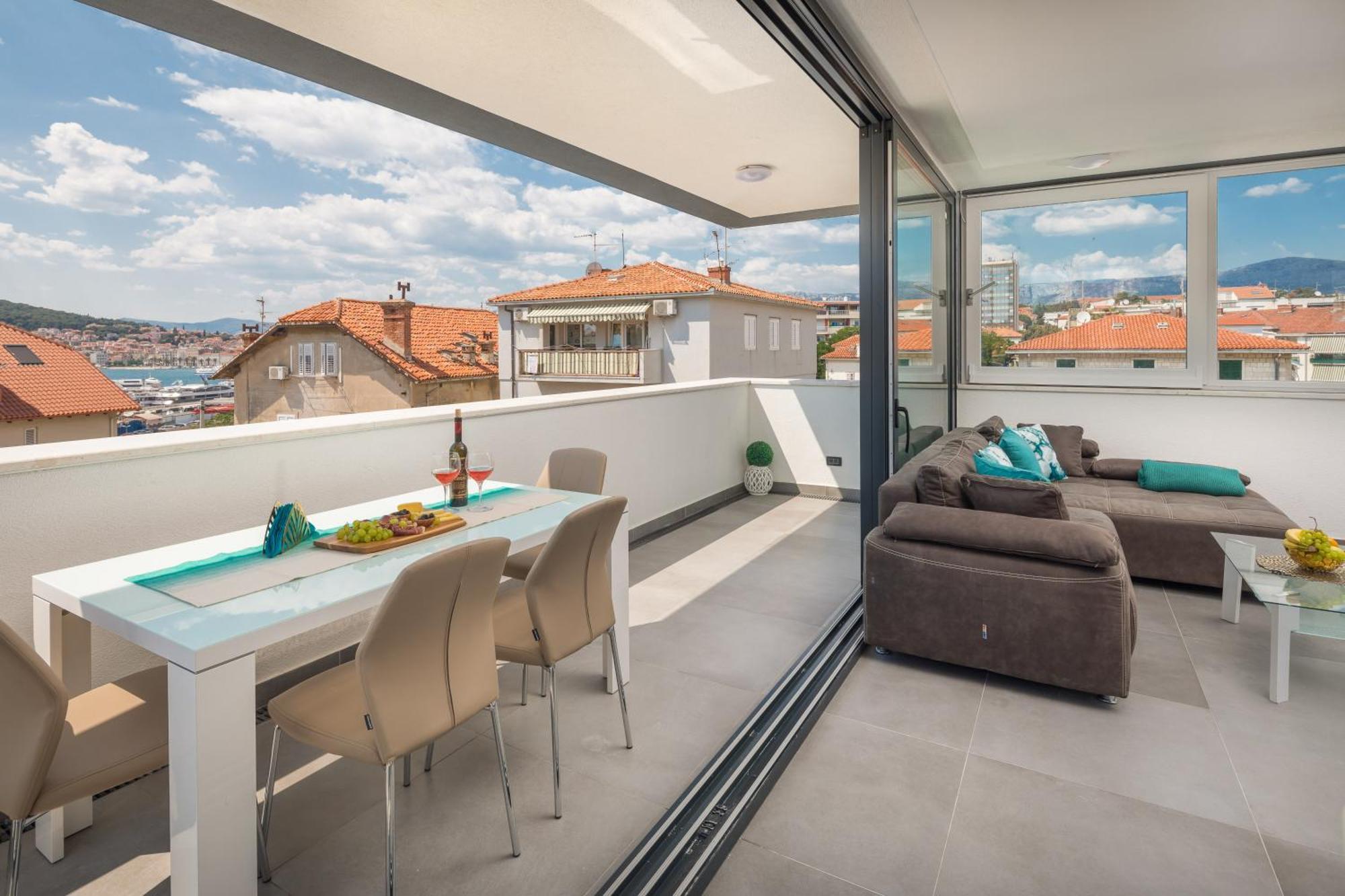 Penthouse Apartment Sea View Jacuzzi