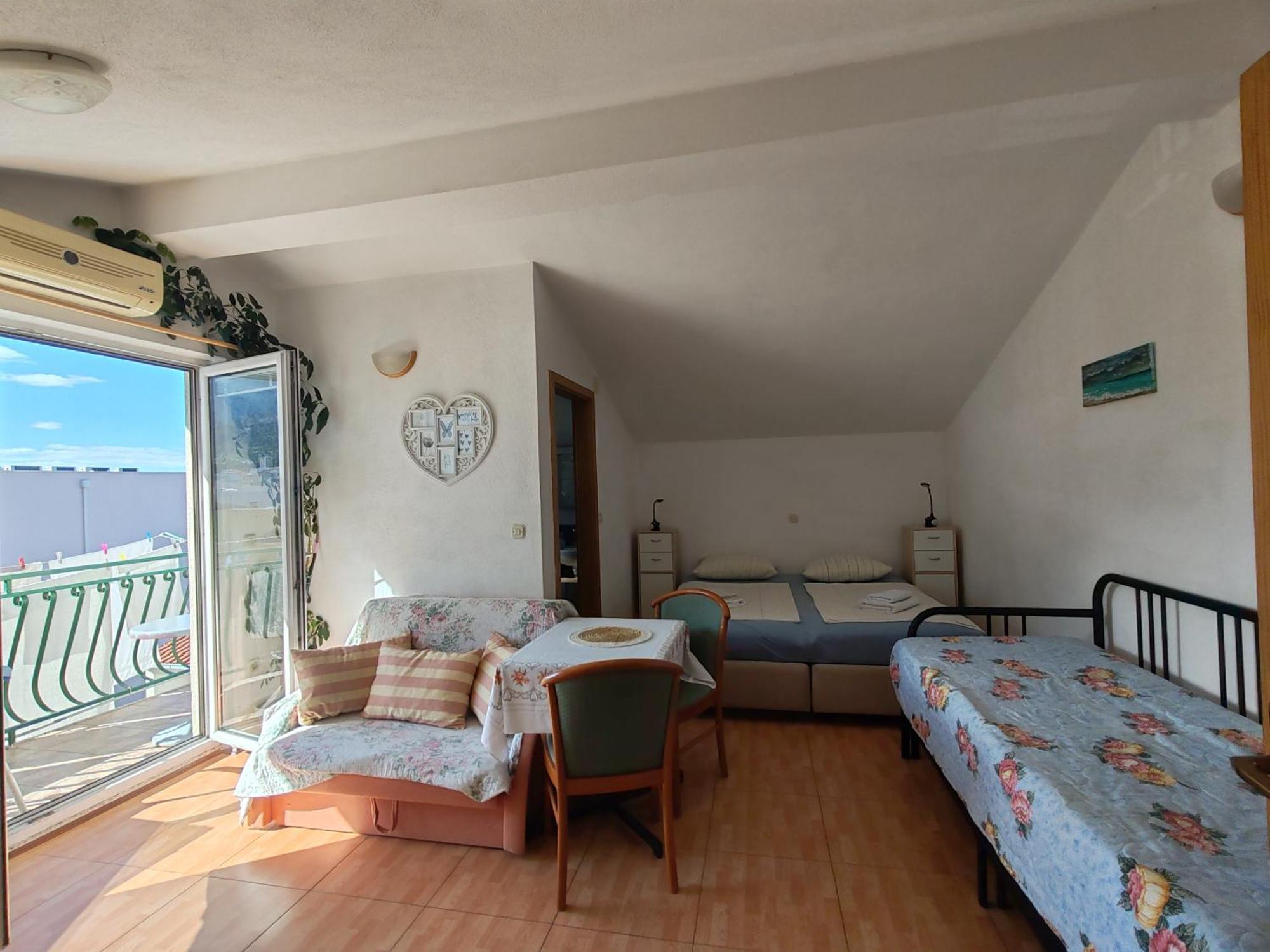 Studio Apartment Sea View