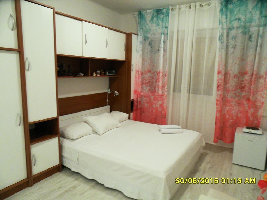 Deluxe Double Room - Tolstojeva 29
