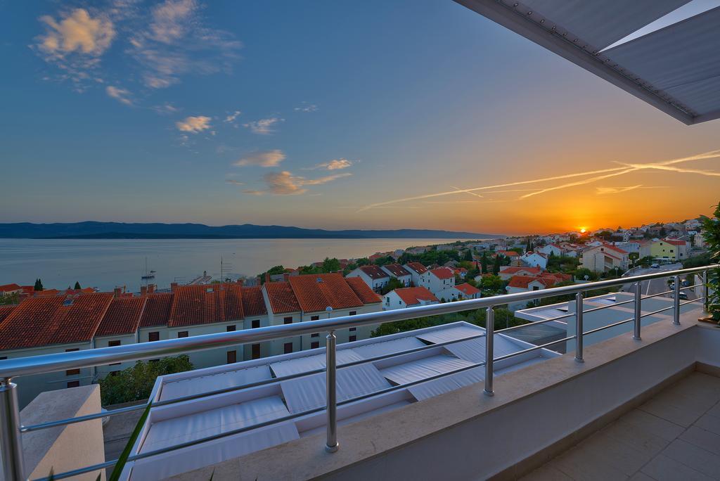 Duplex Two-Bedroom Apartment Terrace Sea View