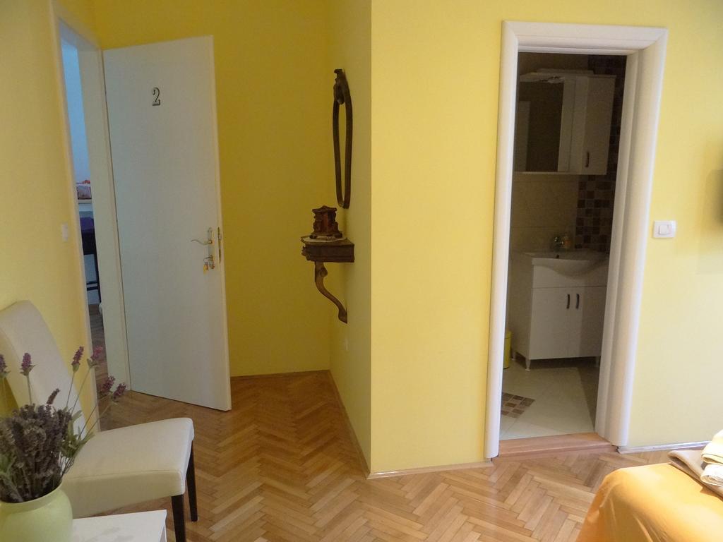 Double Room with Private Bathroom,226382798:JPEG