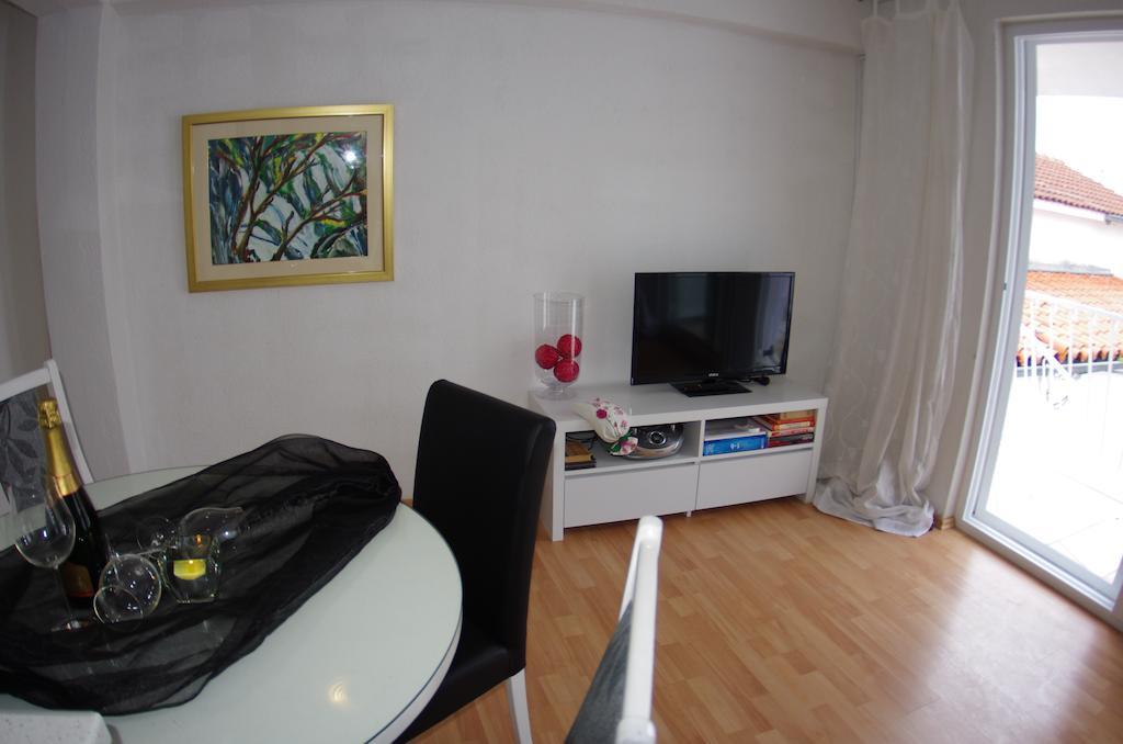Duplex One-Bedroom Apartment Balcony Sea View