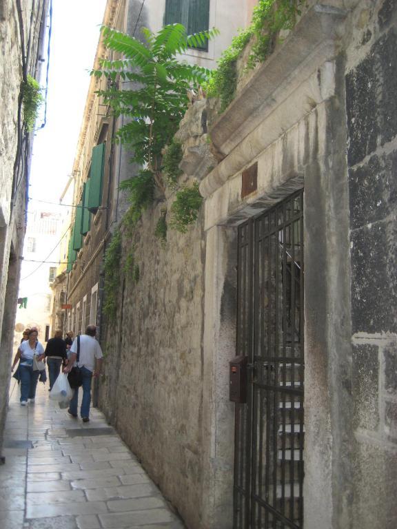 Camera Doppia con Letti Singoli