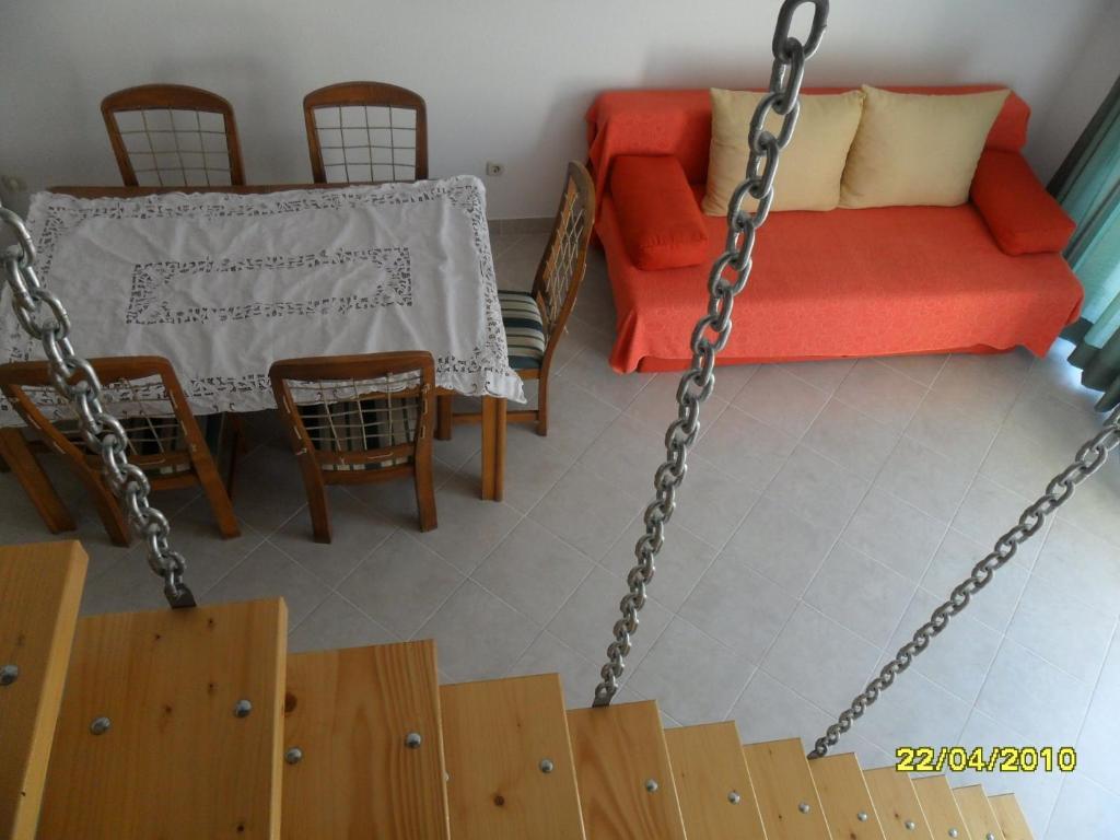 Comfort One-Bedroom Apartments with Terrace with Garden View,31118210:JPEG