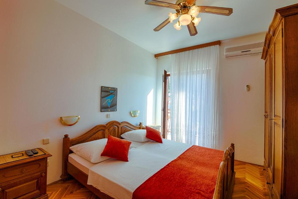 Doppelzimmer mit Balkon