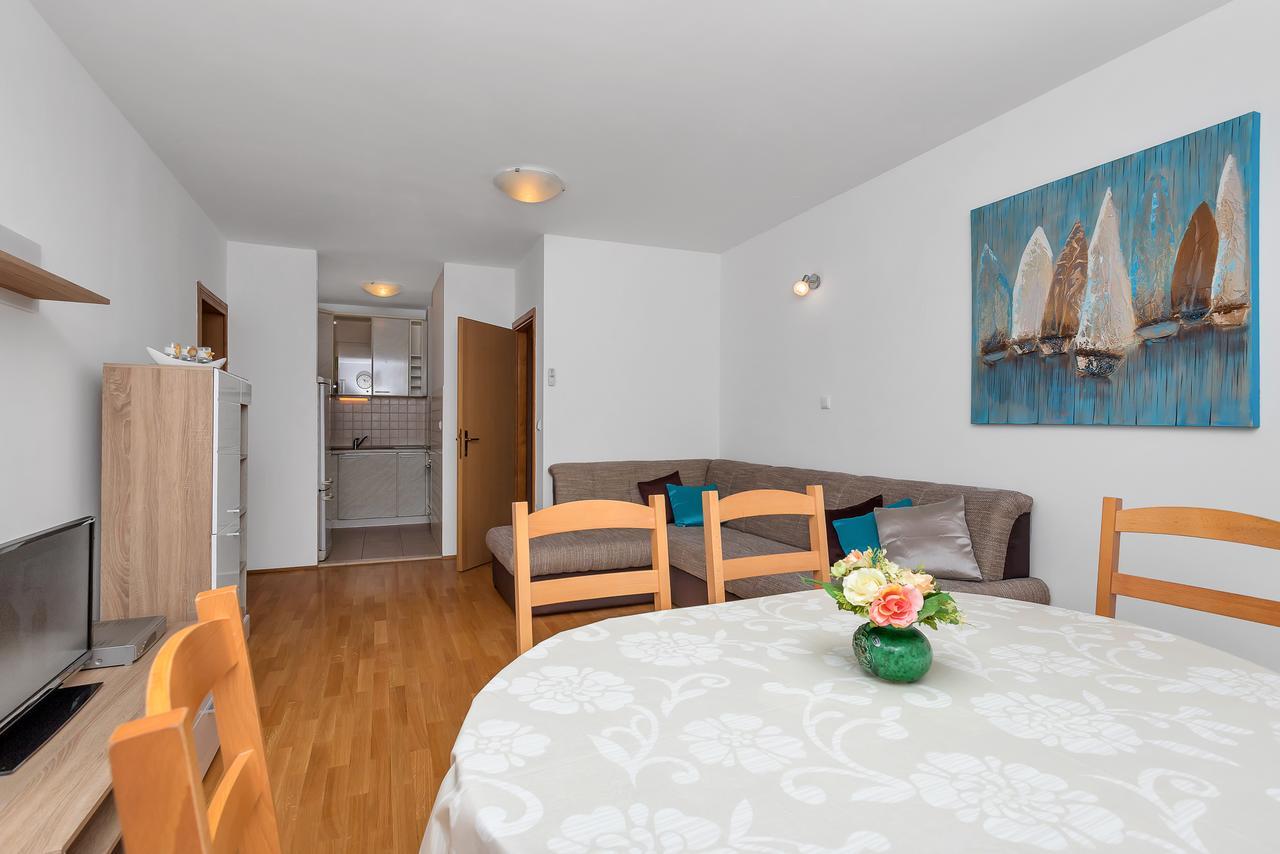 Apartment mit 2 Schlafzimmern