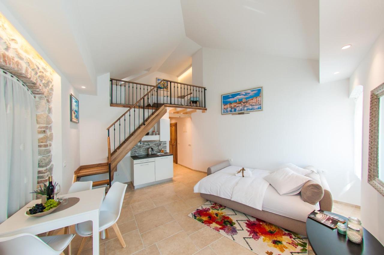 Appartamento Monolocale con Vista Mare