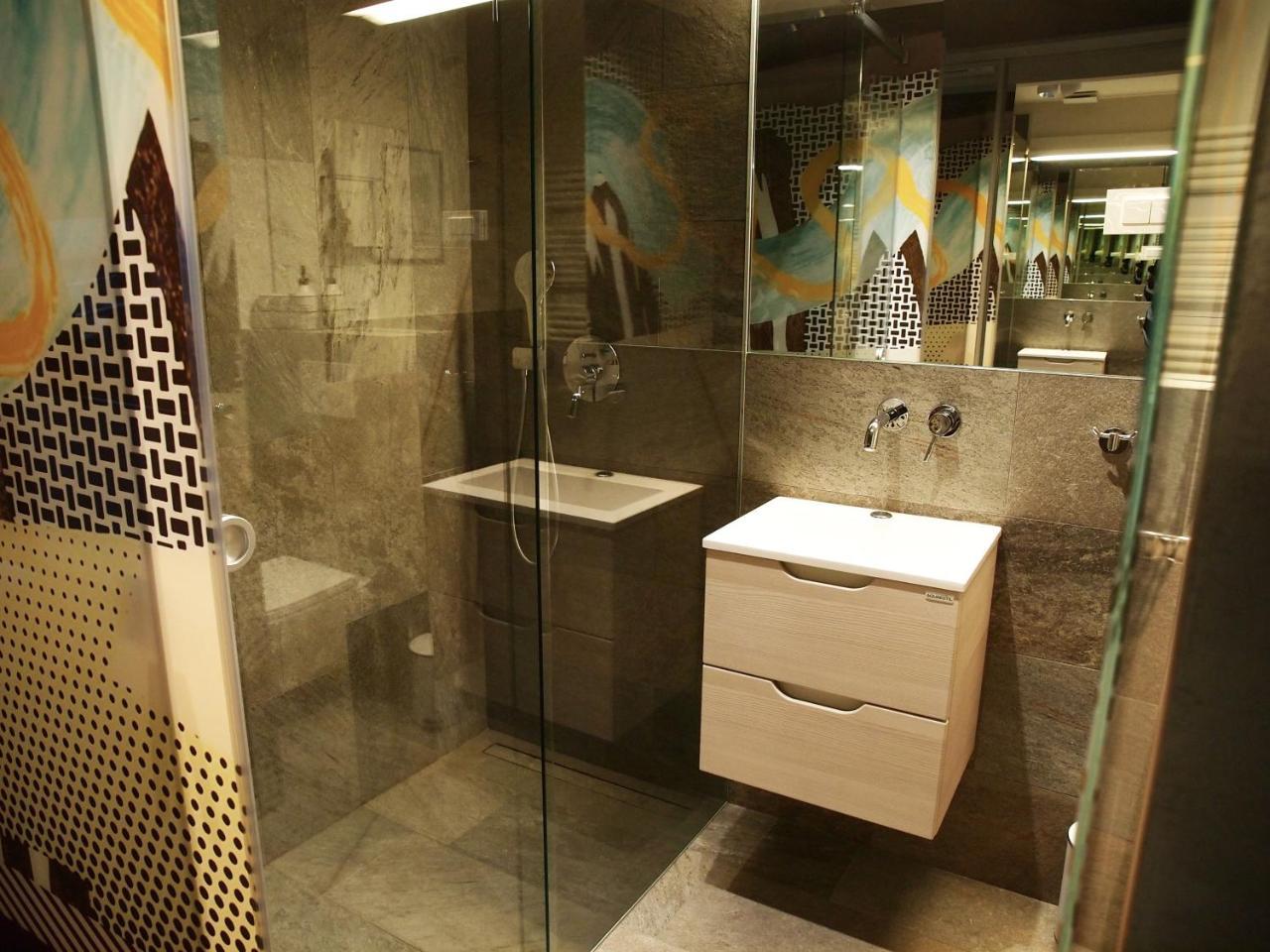 Deluxe Apartment,964740595:JPEG