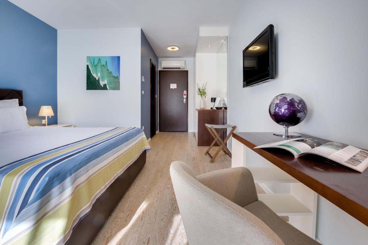 Double Room with Balcony,1219712527:JPEG