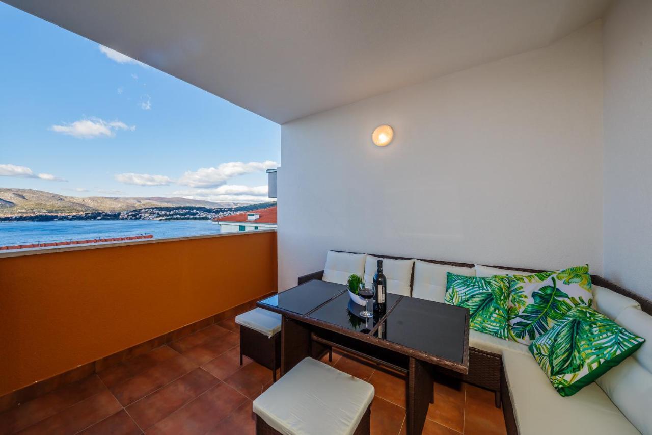Apartment with Sea View,770846335:JPEG