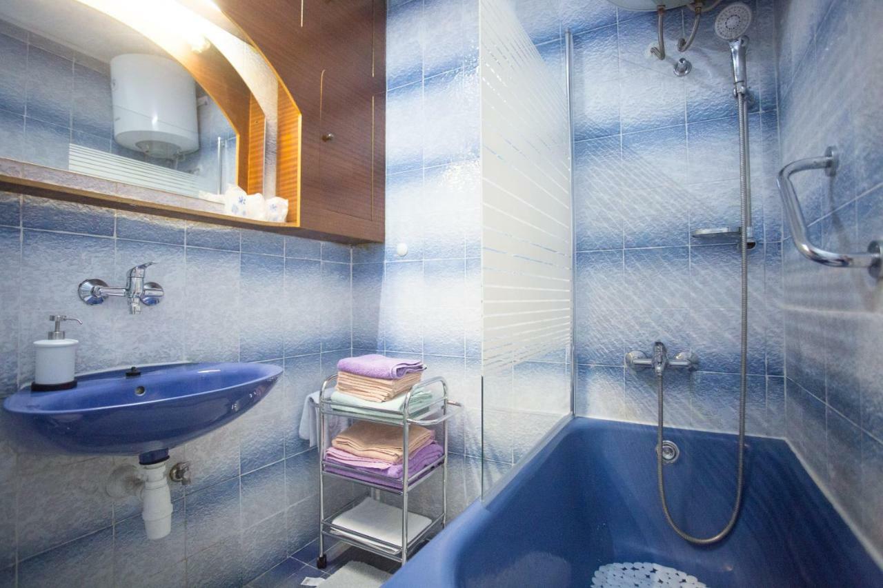 Double Room Shared Toilet
