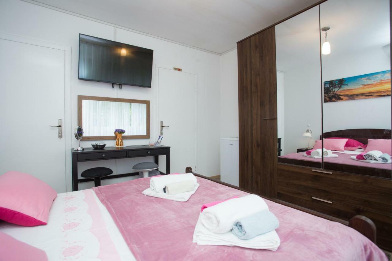 Double Room Shared Toilet