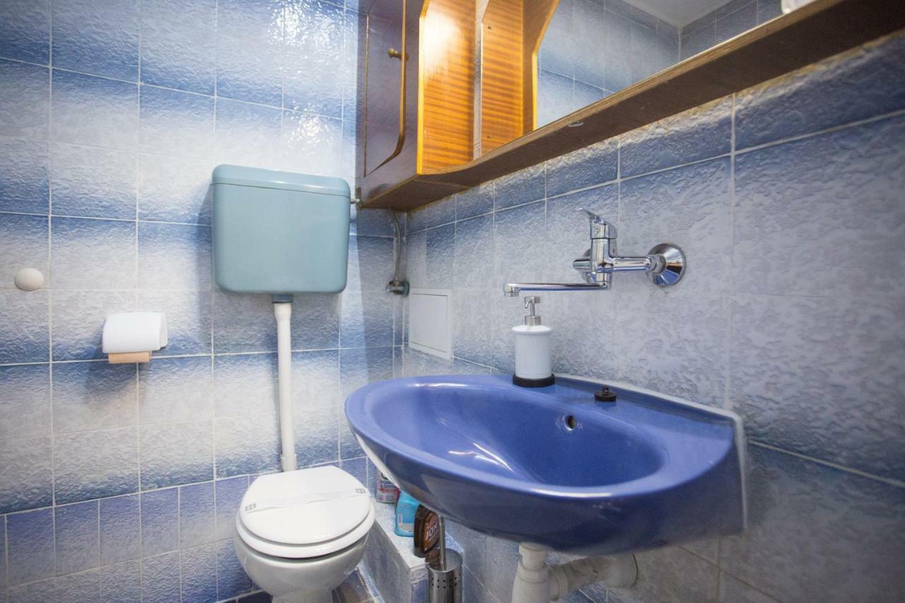 Double Room Shared Toilet