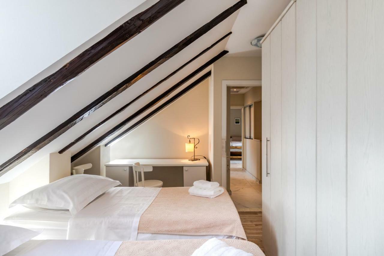 Luxury Three-Bedroom Apartment