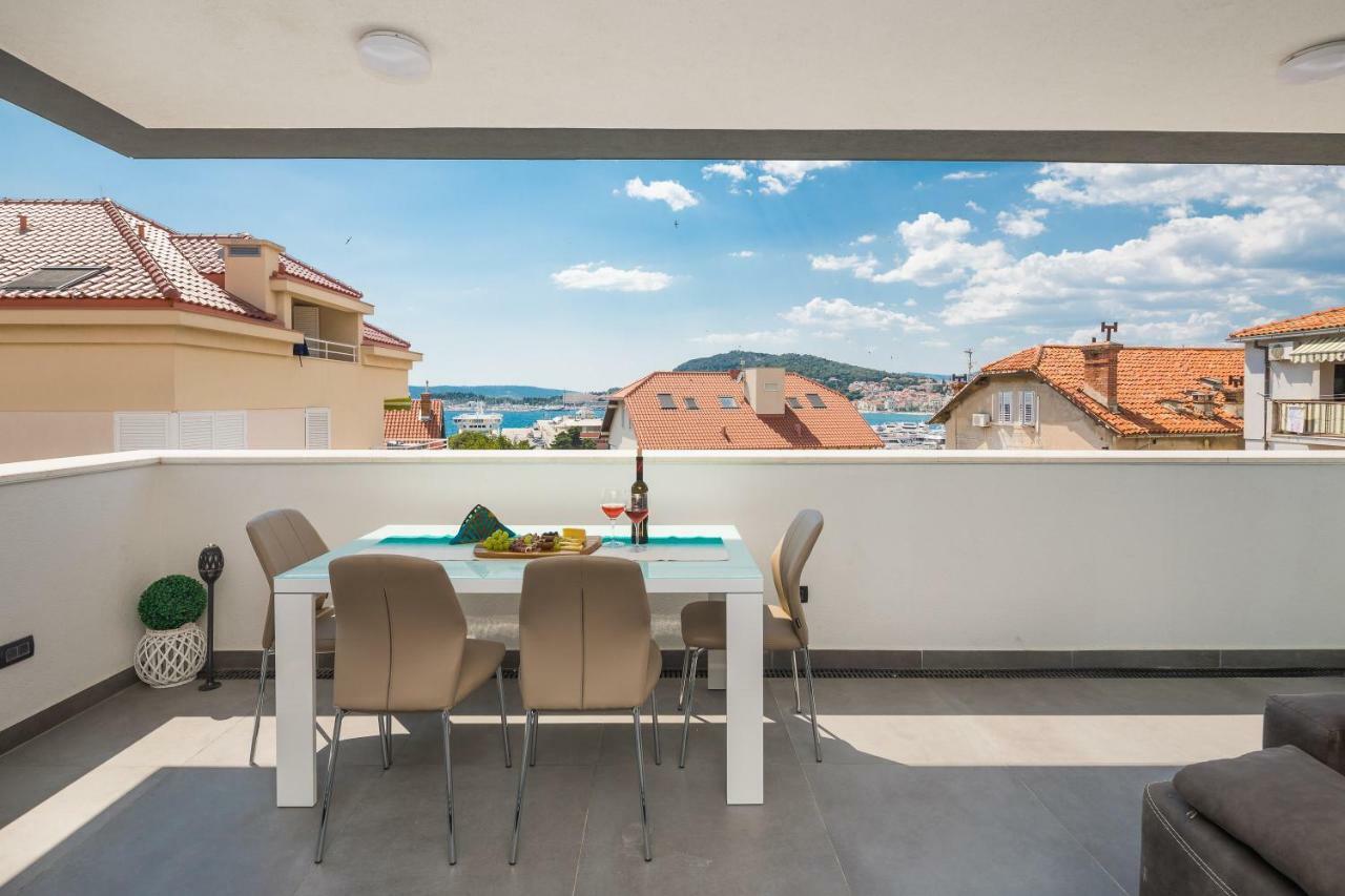 Penthouse Apartment Sea View Jacuzzi
