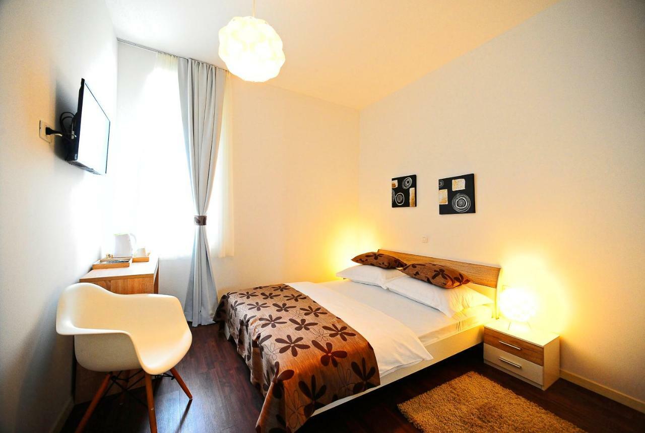 Chambre Double avec Salle de Bains Privative