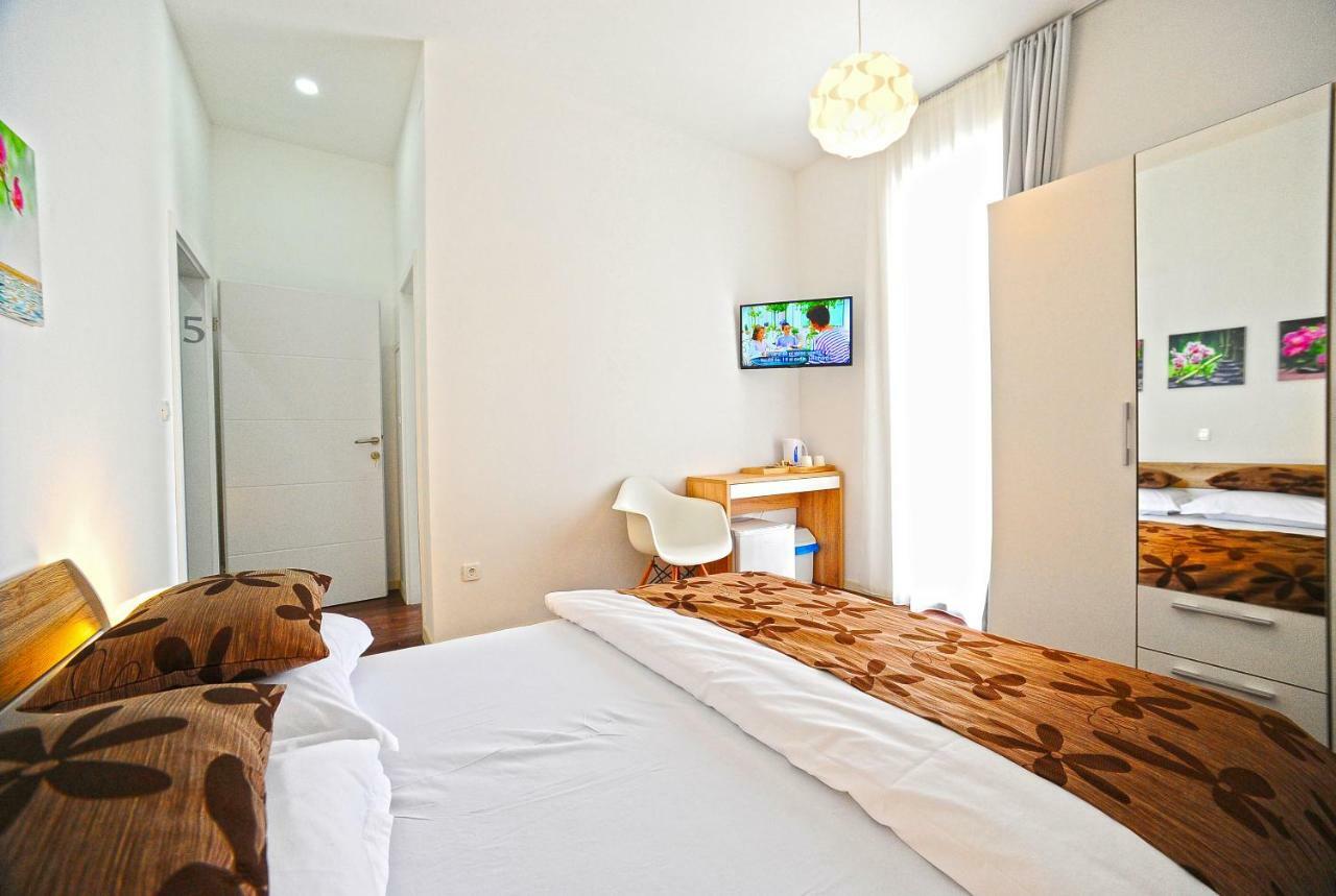 Chambre Double ou Lits Jumeaux Deluxe avec Balcon