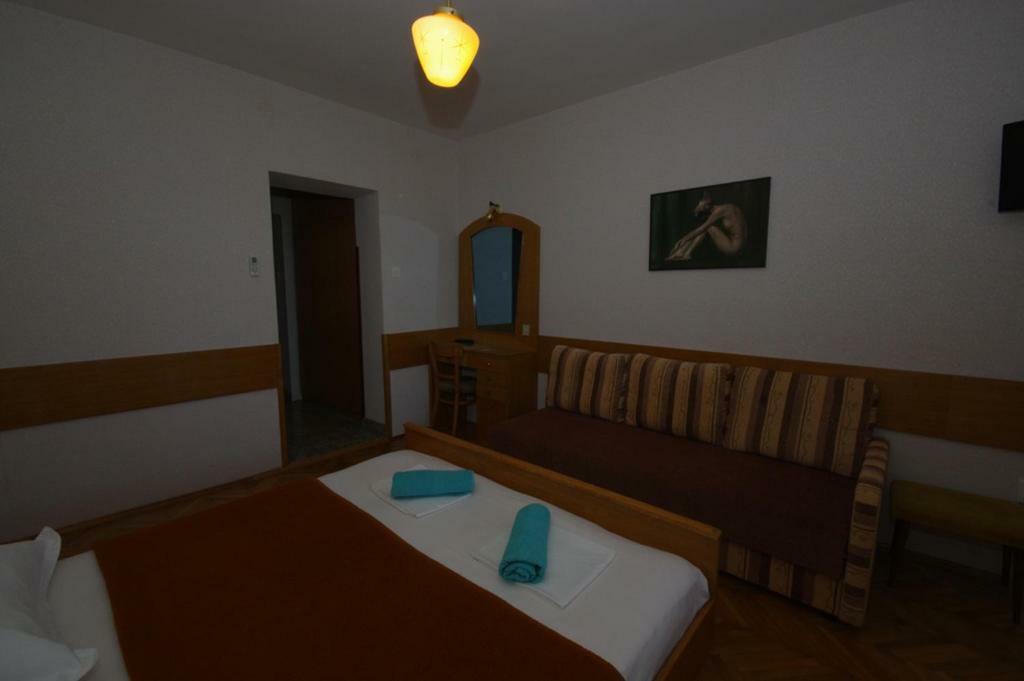 Studio with Sea View,856574156:JPEG