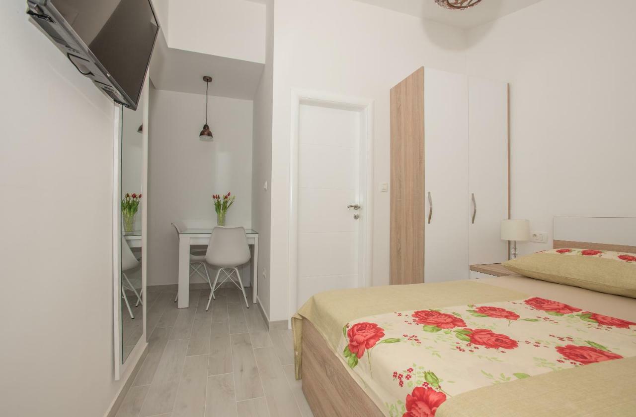 Studio Apartment Sea View