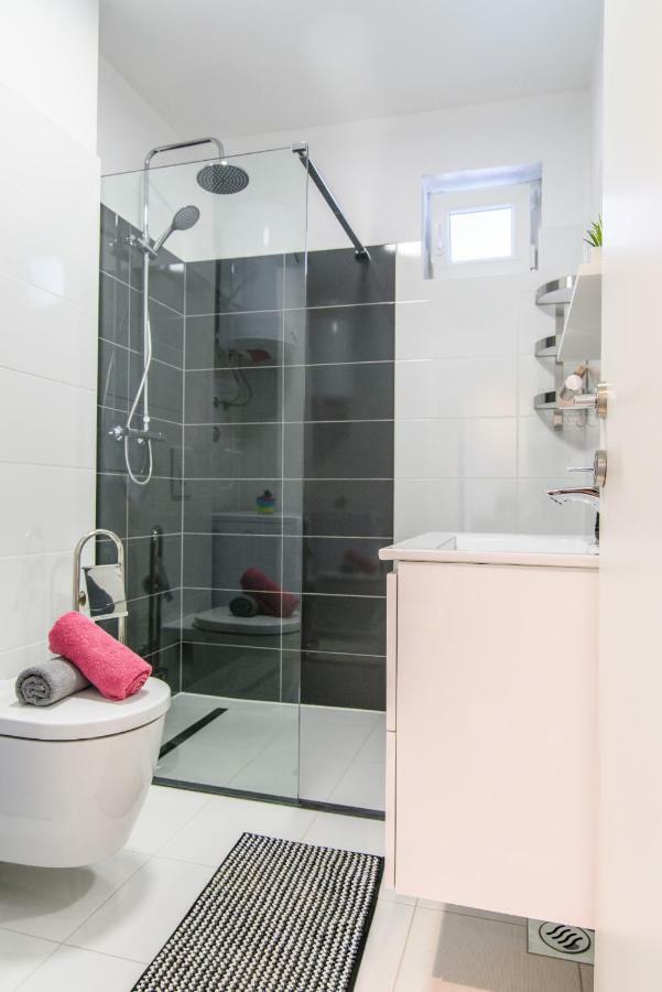 Villa with Private Pool,855321881:JPEG