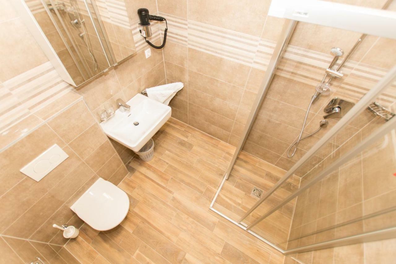 Large Apartment Ground Floor with Sea Vie - no 4,855345443:JPEG